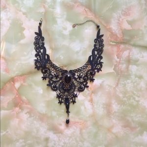 The Exaggerated Retro  Lace Necklace Pendant