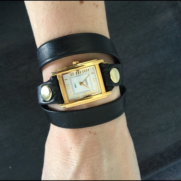 La Mer Collections Black Leather Wrap Watch