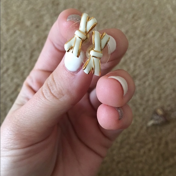 Kate spade bow earrings