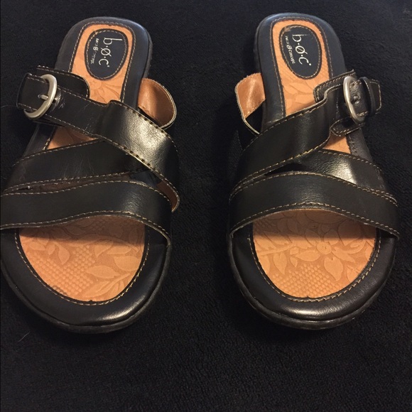 BOC black sandals