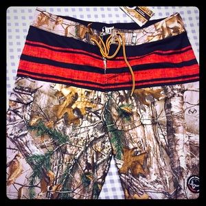 Metal Mulisha real tree camo board shorts