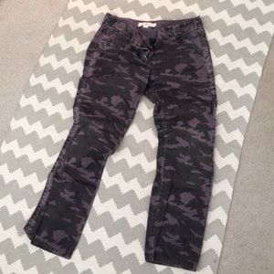 J Crew Camo Chino: Quick sell