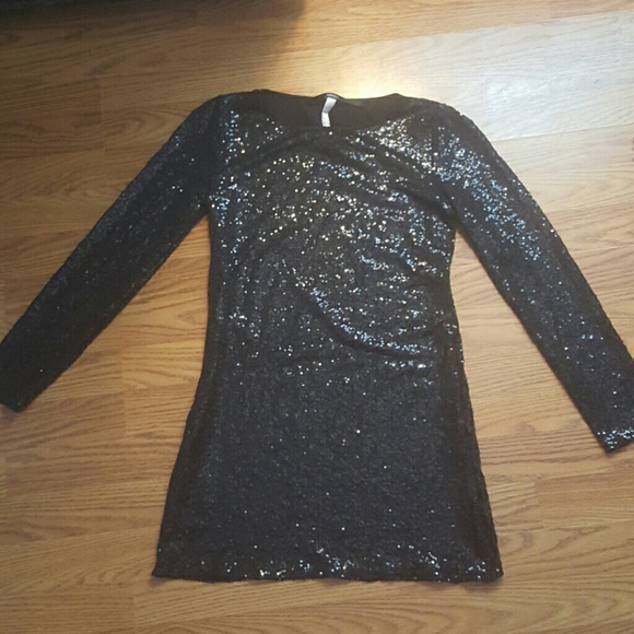 Kensie Dresses & Skirts - Black Sequin party dress
