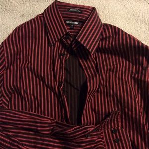 NWT Men's Modern Fit Express shirt!