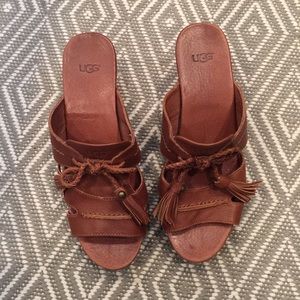 UGG authentic leather clogs size women's 9