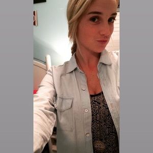 Meet your Posher, Katelyn