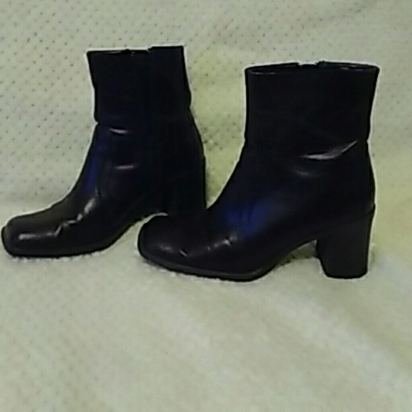Women's ankle boots
