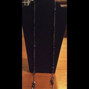 BLACK AND GRAY BEADED NECKLACE