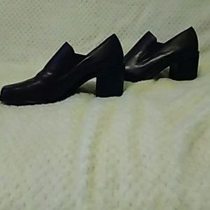 Women's shoes
