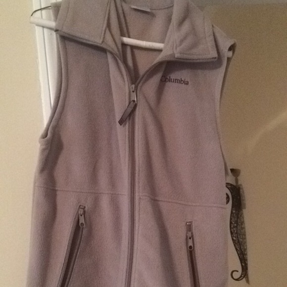 Columbia vest