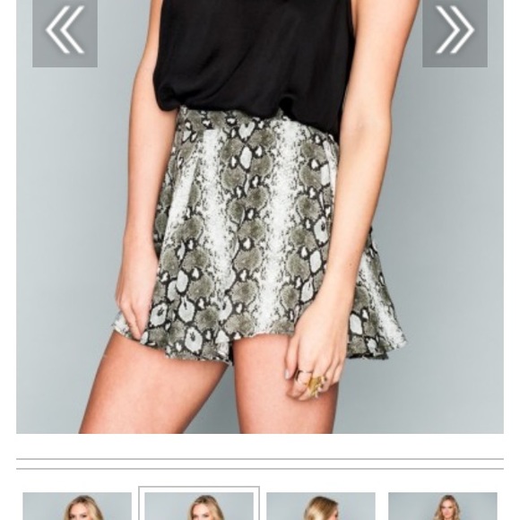 Show Me Your Mumu shorts