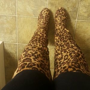 Leapord over the knee boot