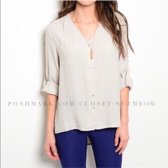 Light Grey Button Up Blouse • Large