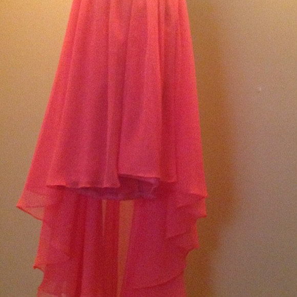 Dress - Picture 3 of 4