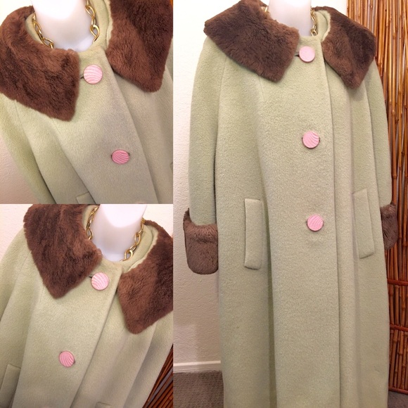 Vintage 1960's Gray Shop Pea Coat w/Faux Fur Trim!