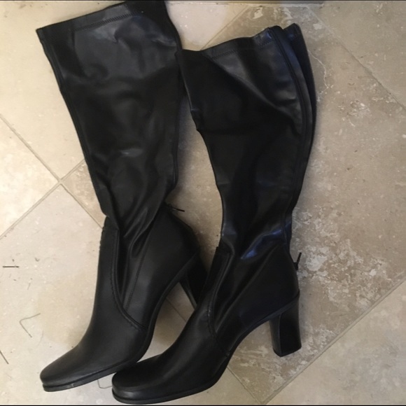 NEW - Franco Sarto leather boots