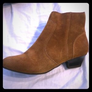 BC camel brown booties