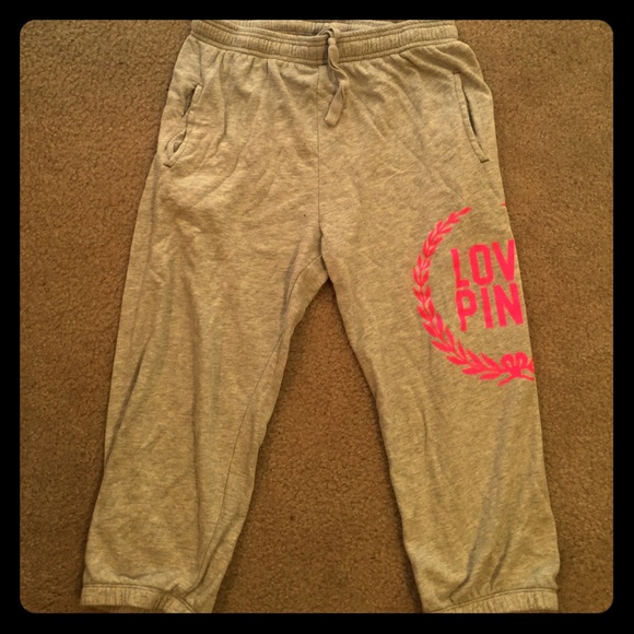 Cropped sweatpants!