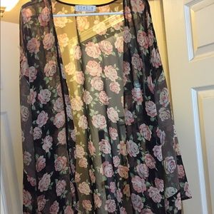 Stella Laguna Beach kimono