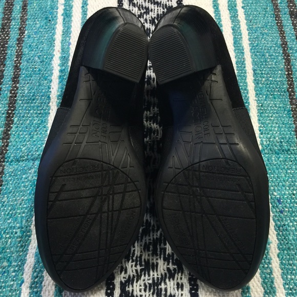 Kenneth Cole Reaction Black Suede Booties - Picture 3 of 4
