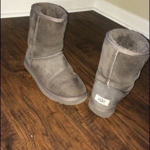 Grey uggs size 7!