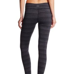 Beyond yoga leggings EUC
