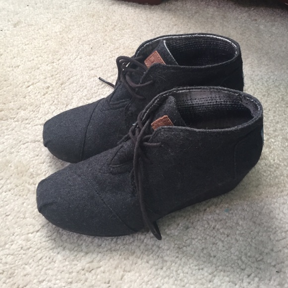 Toms Wedges