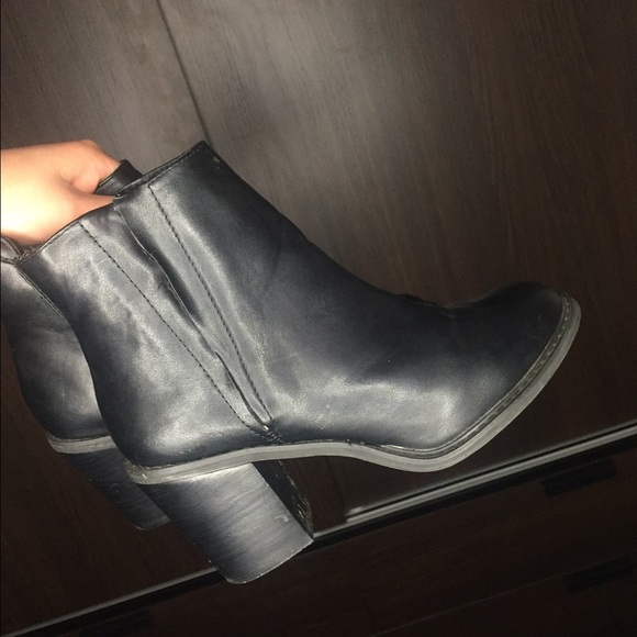 Forever 21 Shoes - Black boots