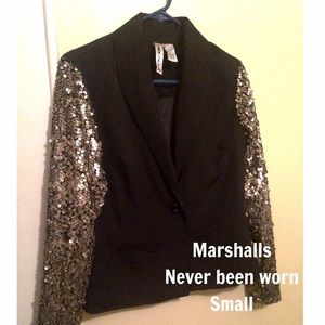 Black blazer w/ sequin sleeves