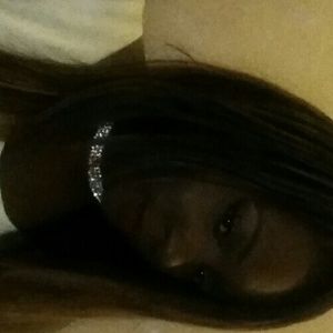 Meet your Posher, Leslie