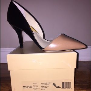 Michael Kors pumps