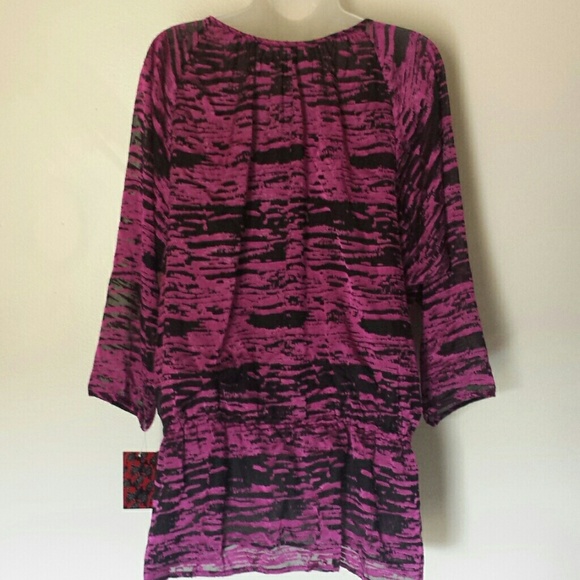 Sold in Leah's Bundle of 9!  Ellen Tracy blouse - Picture 2 of 4