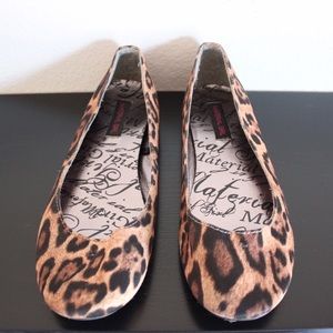 Madden Girl Leopard Flats