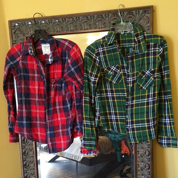 BUNDLE of 2 flannels