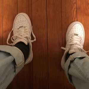 Women's Nike Airforce 1's