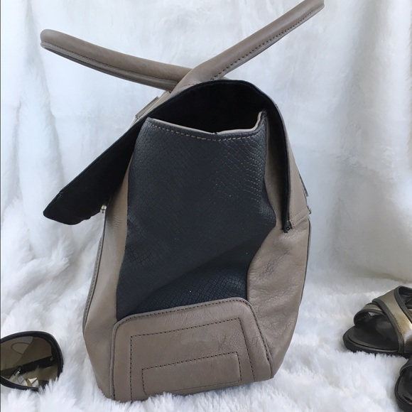 🎉 SOLD 🎉 Leather Enzo Tote Walter Baker - Picture 3 of 4