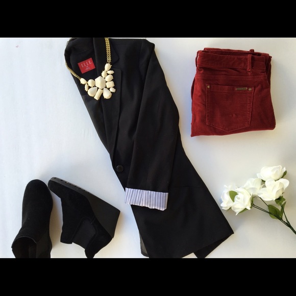 Boyfriend-Fit Blazer