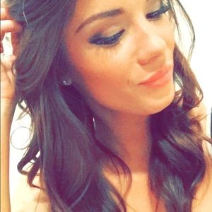 Meet your Posher, Tarah