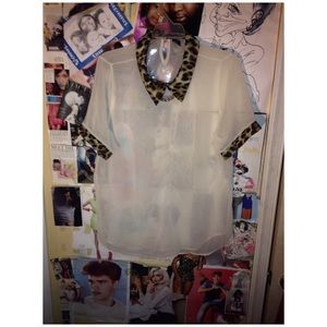 Sheer Top Cheetah Collar