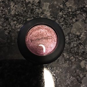 Mac cosmetics dazzle shadow slow/fast/slow