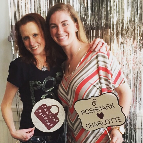 LAST ONE! BLING POSH LOVE TEE - Picture 3 of 4