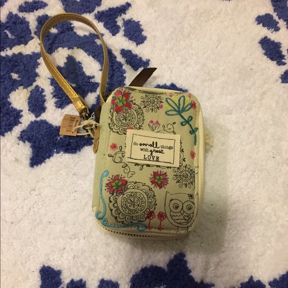 Natural life Wristlet NWT