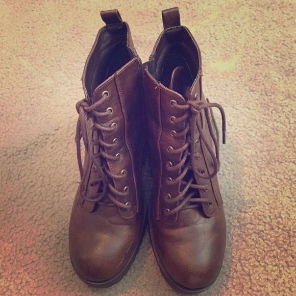 Charlotte Russe brown heel ankle booties