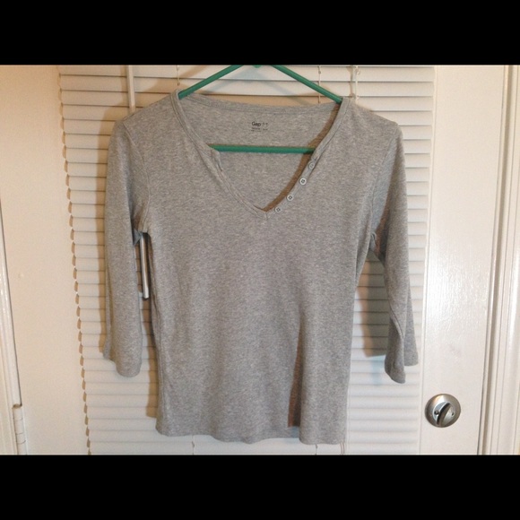 Grey three quarter sleeve shirt gap