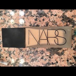 NARS All Day Luminous foundation in "Punjab"