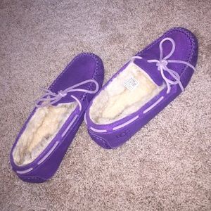 UGG moccasins/slippers