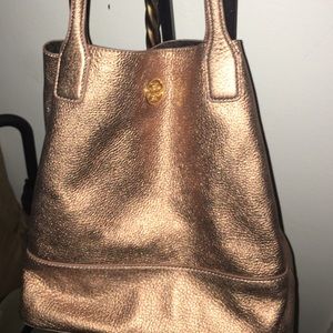 100% authentic Tory Burch metallic bucket bag.