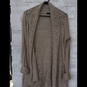 Cream knitted cardigan by Moda International. M