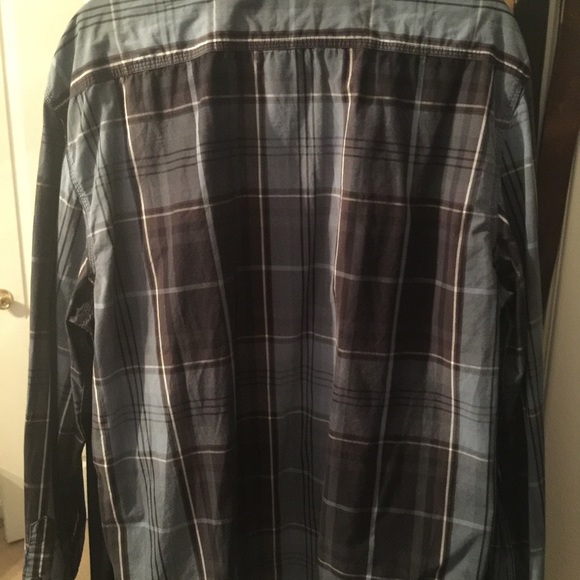 Button shirt - Picture 2 of 2