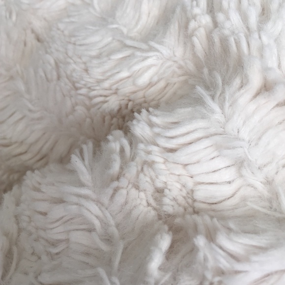 Meet your Posher, Sarah - Picture 1 of 1